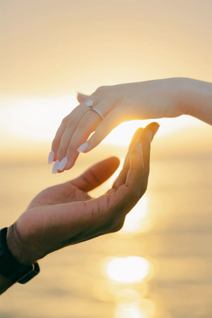 من يتعب أكثر الرجل أم المرأة في العلاقة الزوجية
